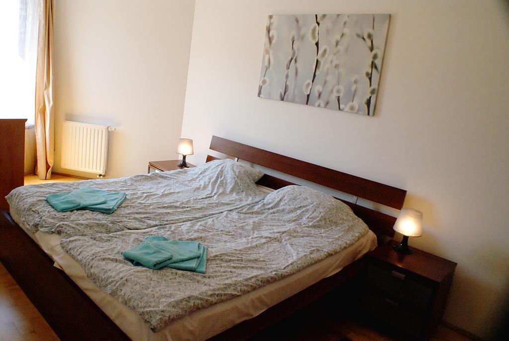 Gozsdu Suite Apartment Budapest Luaran gambar