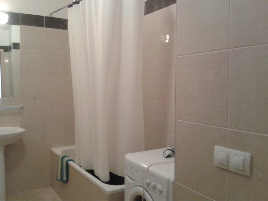 Gozsdu Suite Apartment Budapest Luaran gambar